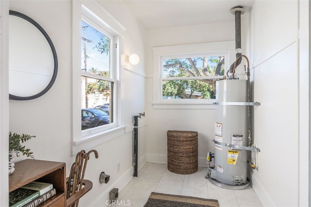 3741 E 4th Street, Long Beach, CA 90814