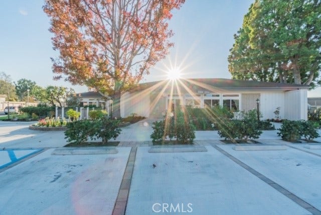 5171 Blackpool Road, Westminster, CA 92683 On side management and main clubhouse