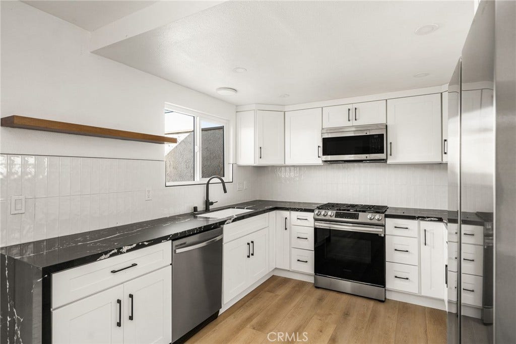 2565 Santa Ana Ave, #1, Costa Mesa, CA 92627 2565 Santa Ana Ave, #1, Costa Mesa, CA 92627