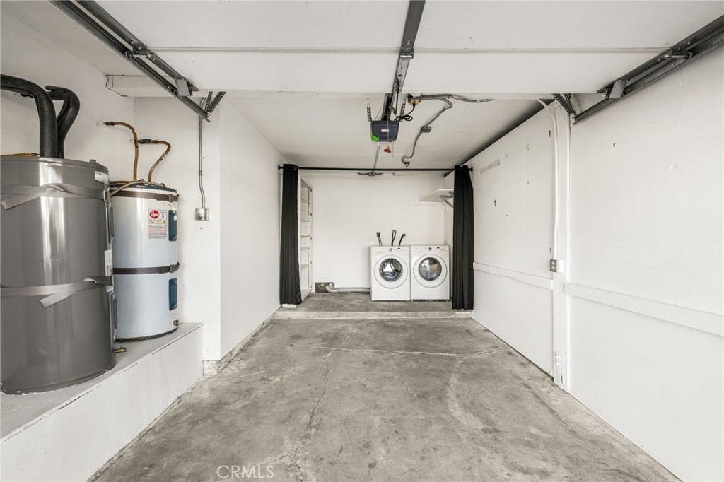 2565 Santa Ana Ave, #1, Costa Mesa, CA 92627 2565 Santa Ana Ave, #1, Costa Mesa, CA 92627