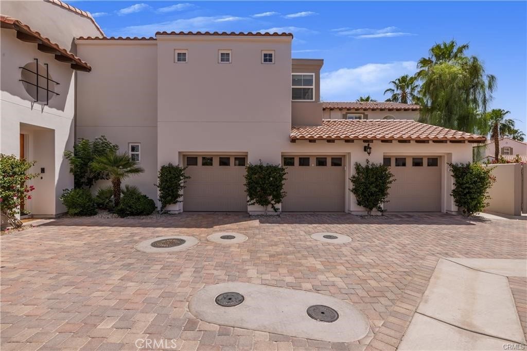 80250 Via Tesoro, La Quinta, CA 92253 80250 Via Tesoro, La Quinta, CA 92253