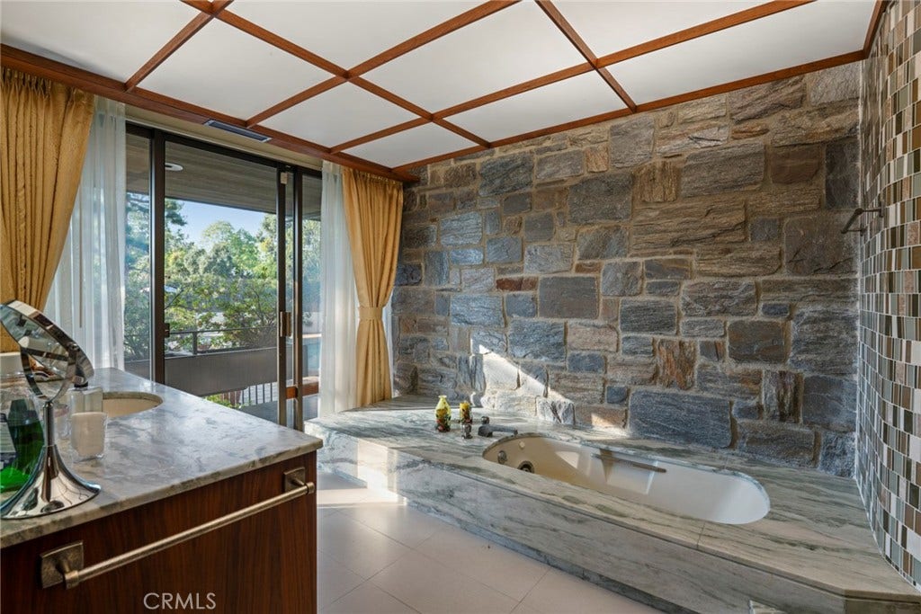 1458 Hillcrest, Pasadena, CA 91106 1458 Hillcrest, Pasadena, CA 91106
