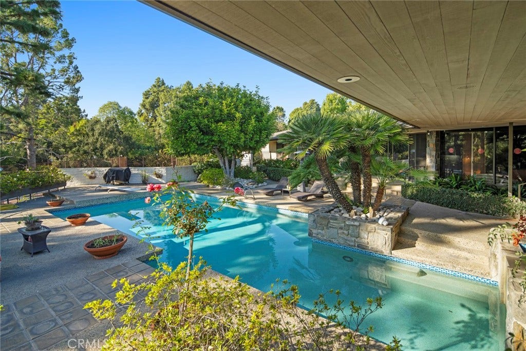 1458 Hillcrest, Pasadena, CA 91106 1458 Hillcrest, Pasadena, CA 91106