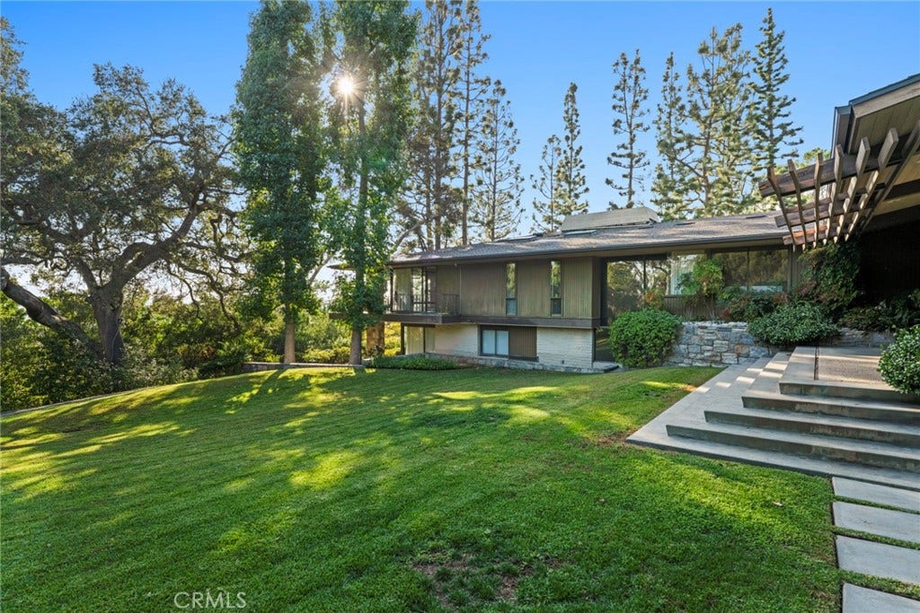 1458 Hillcrest, Pasadena, CA 91106 1458 Hillcrest, Pasadena, CA 91106