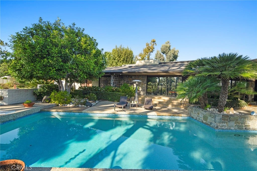 1458 Hillcrest, Pasadena, CA 91106 1458 Hillcrest, Pasadena, CA 91106