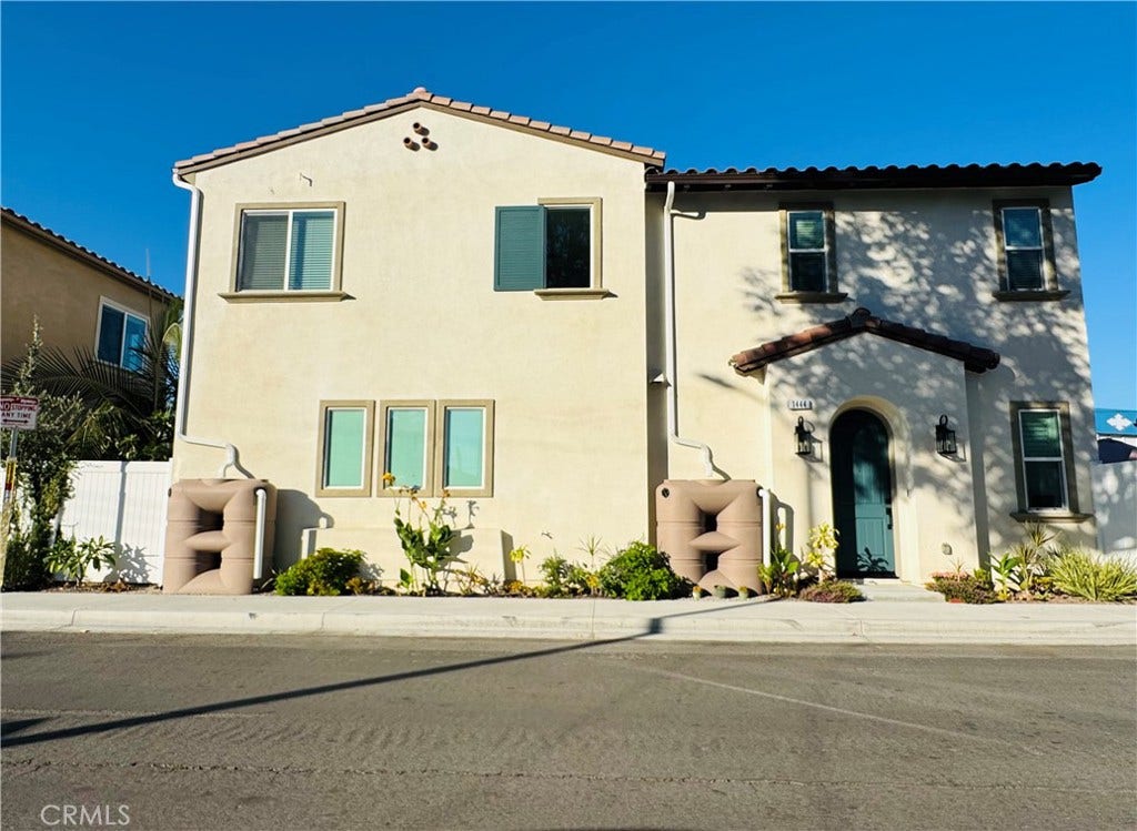1444 Plaza Del Amo, Torrance, CA 90501 Front House