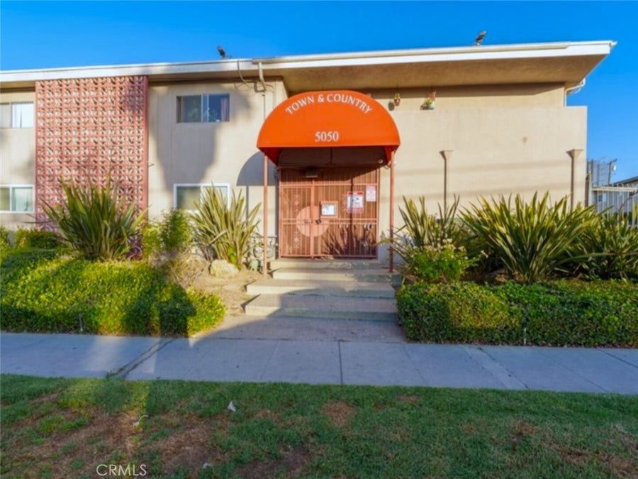 Property photo for 5050 Linden Avenue, #102, Long Beach, CA