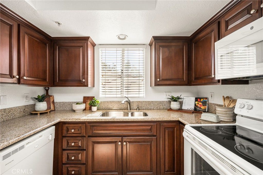 8707 E Indian Hills, #E, Orange, CA 92869 8707 E Indian Hills, #E, Orange, CA 92869