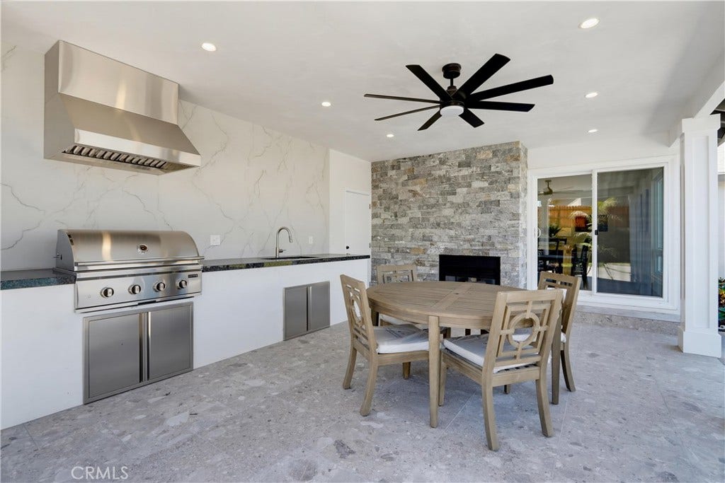 1195 N Lincoln, Orange, CA 92867 1195 N Lincoln, Orange, CA 92867