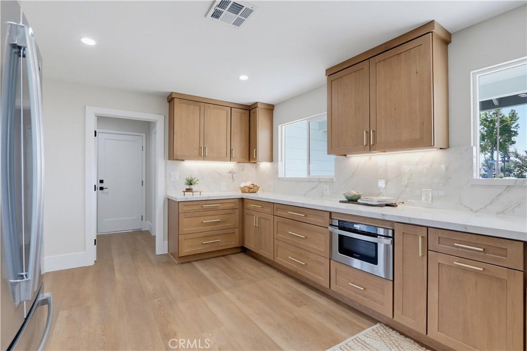 1195 N Lincoln, Orange, CA 92867 1195 N Lincoln, Orange, CA 92867