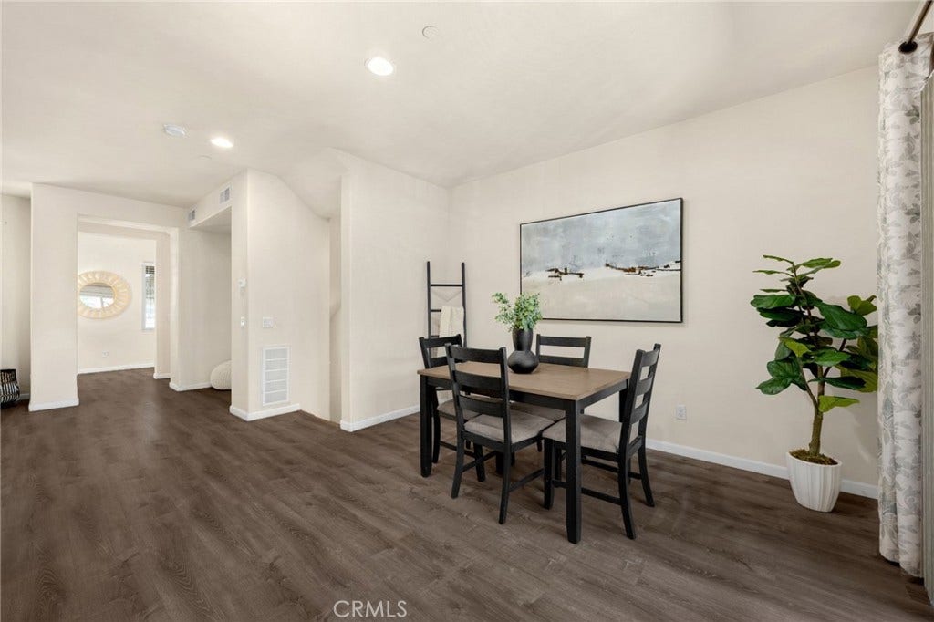 110 E Santa Fe Court, Placentia, CA 92870 110 E Santa Fe Court, Placentia, CA 92870