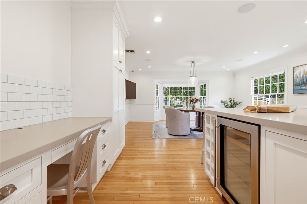 4455 California Avenue, Long Beach, CA 90807 4455 California Avenue, Long Beach, CA 90807