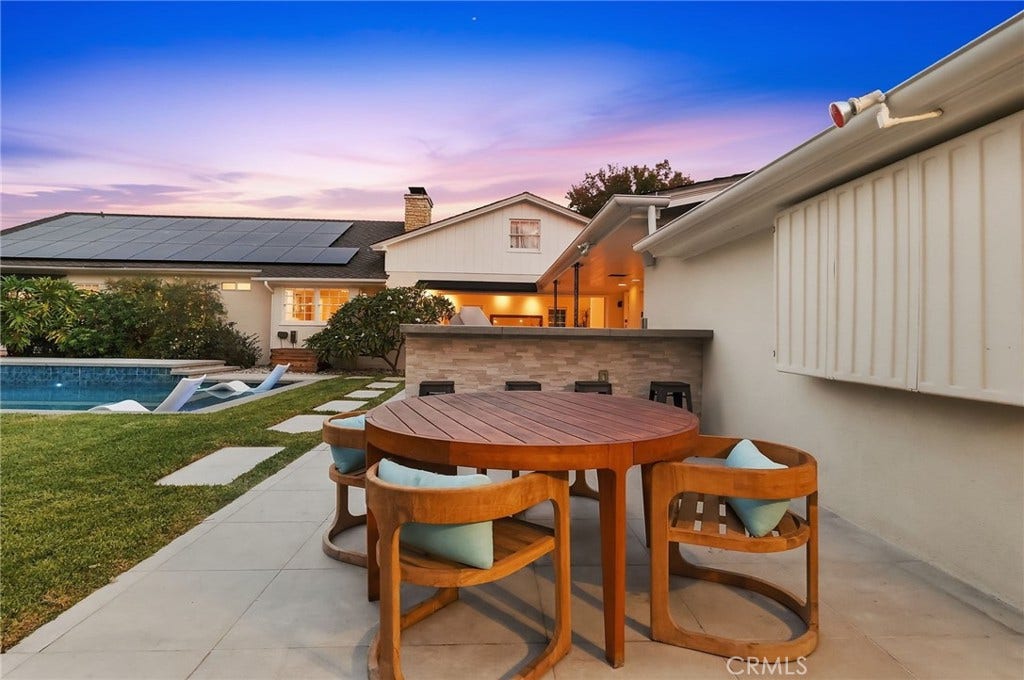 4455 California Avenue, Long Beach, CA 90807 4455 California Avenue, Long Beach, CA 90807
