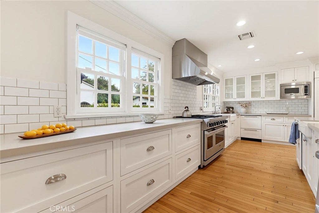 4455 California Avenue, Long Beach, CA 90807 4455 California Avenue, Long Beach, CA 90807