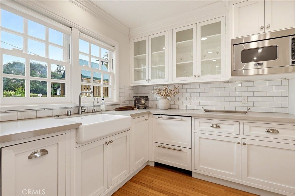 4455 California Avenue, Long Beach, CA 90807 4455 California Avenue, Long Beach, CA 90807