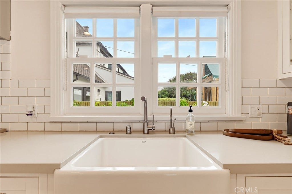 4455 California Avenue, Long Beach, CA 90807 4455 California Avenue, Long Beach, CA 90807