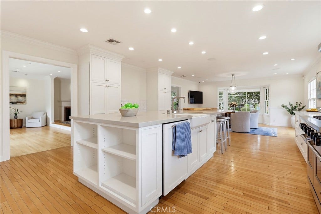 4455 California Avenue, Long Beach, CA 90807 4455 California Avenue, Long Beach, CA 90807