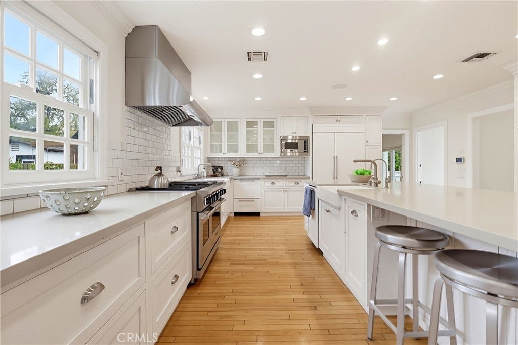 4455 California Avenue, Long Beach, CA 90807 4455 California Avenue, Long Beach, CA 90807