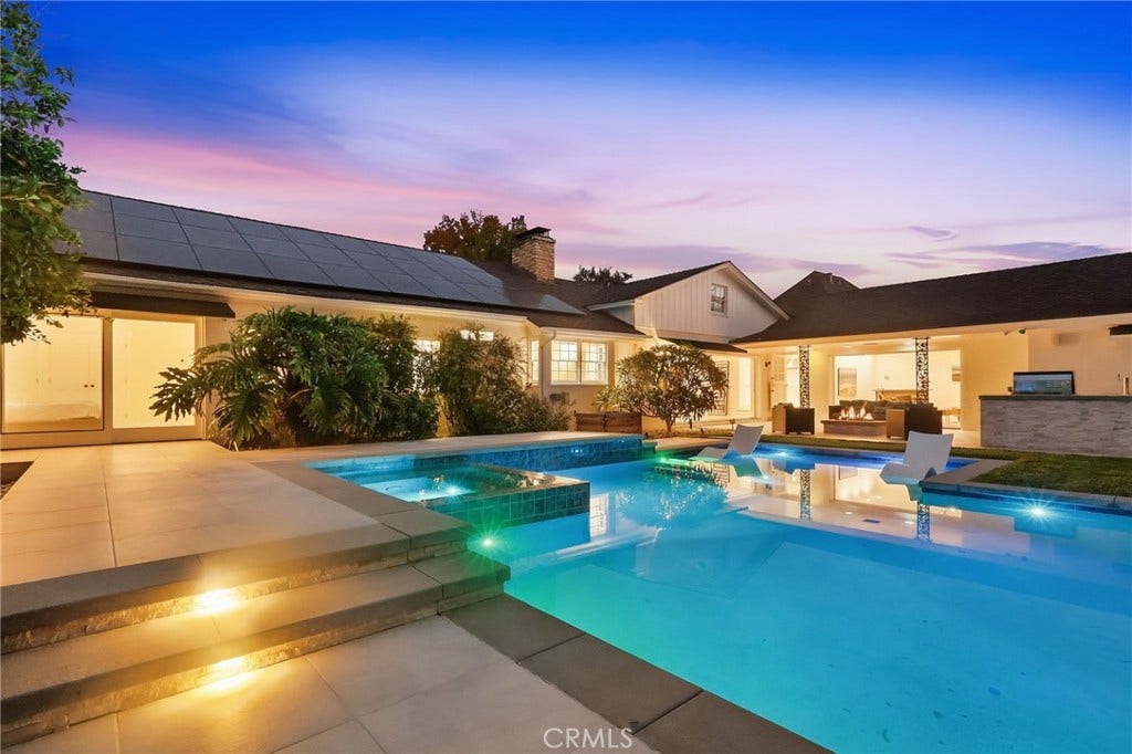 4455 California Avenue, Long Beach, CA 90807 4455 California Avenue, Long Beach, CA 90807