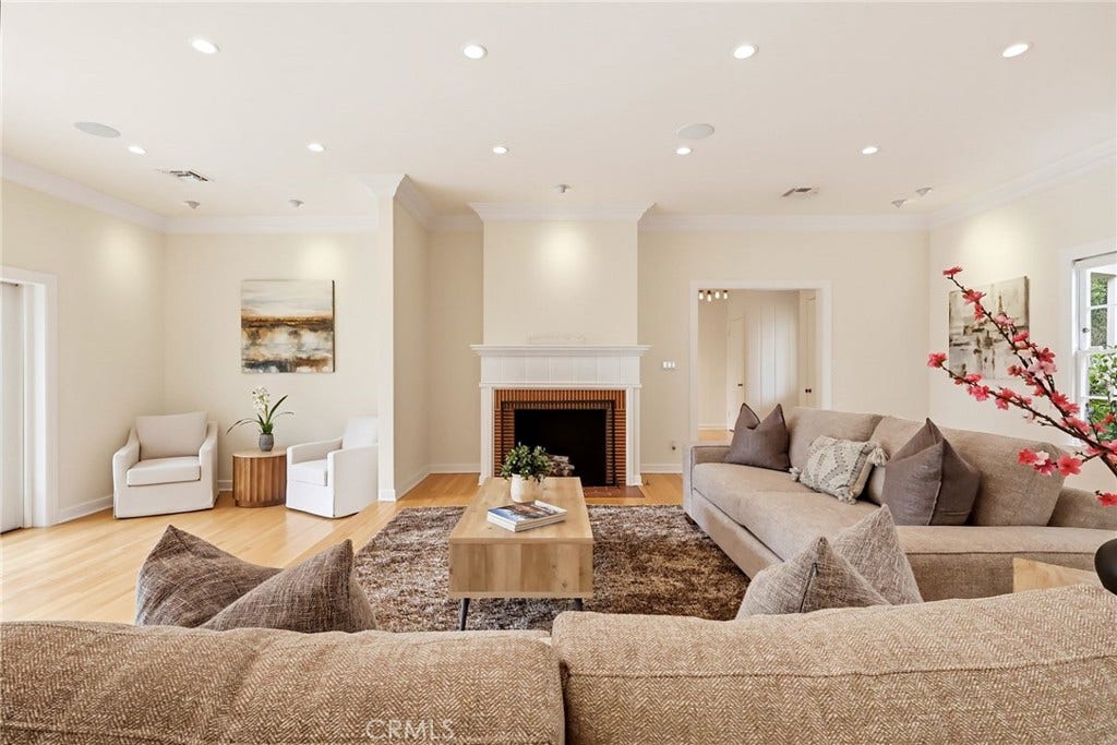 4455 California Avenue, Long Beach, CA 90807 4455 California Avenue, Long Beach, CA 90807