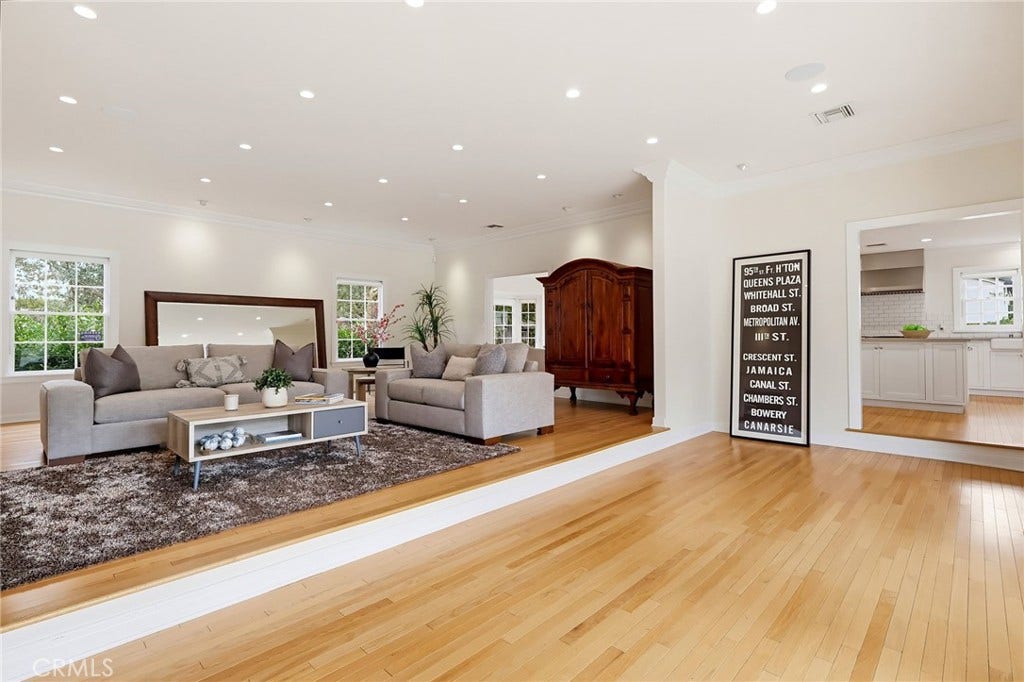 4455 California Avenue, Long Beach, CA 90807 4455 California Avenue, Long Beach, CA 90807
