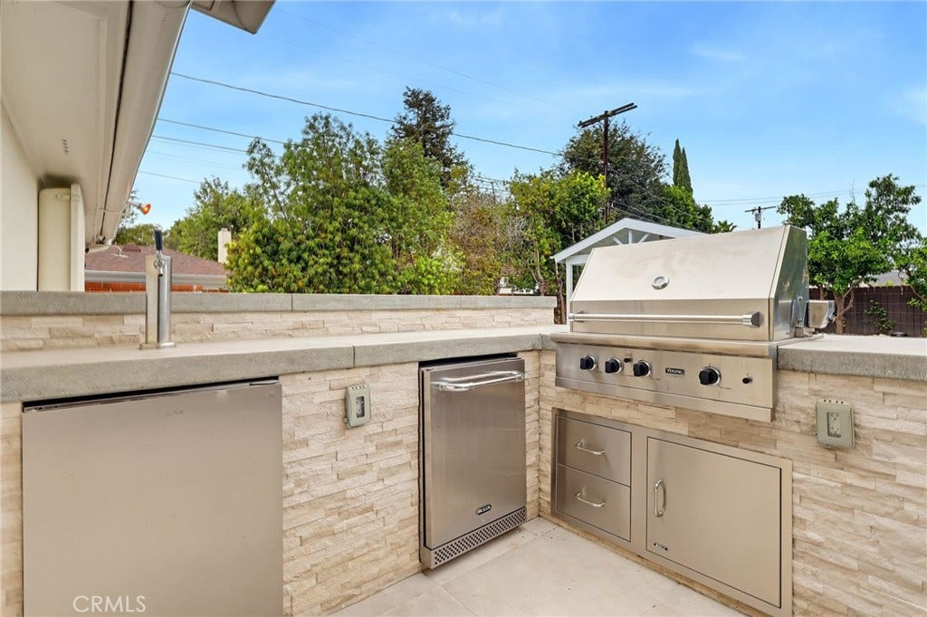 4455 California Avenue, Long Beach, CA 90807 4455 California Avenue, Long Beach, CA 90807