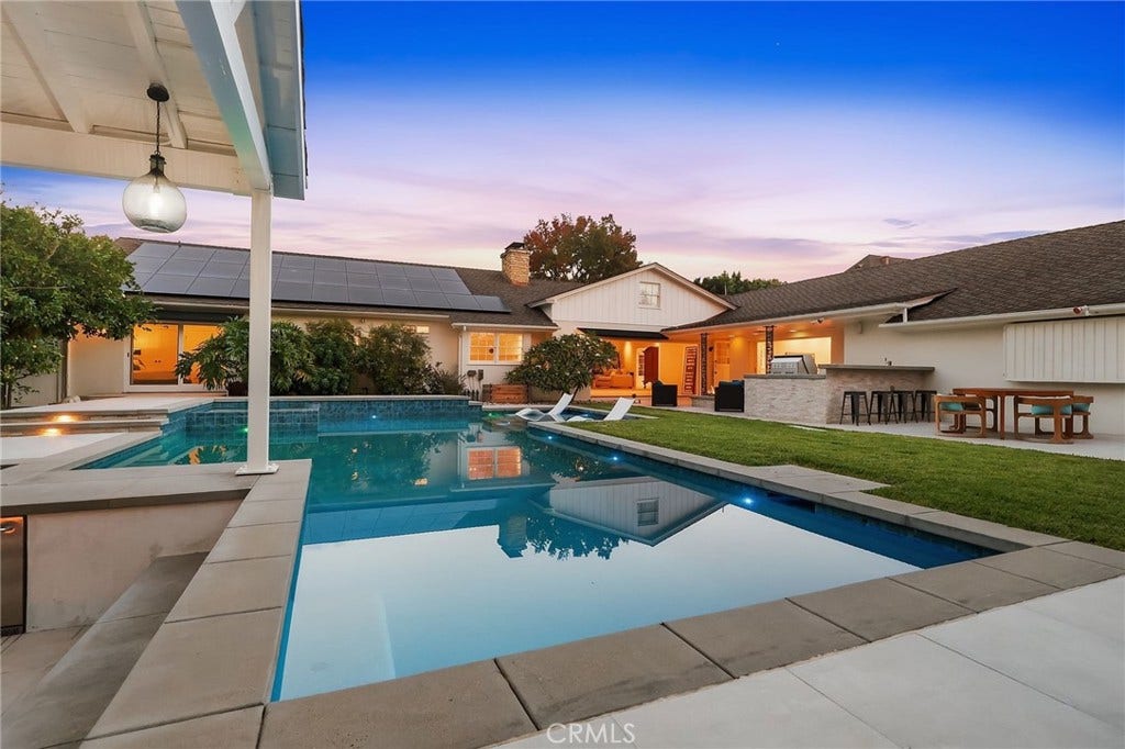 4455 California Avenue, Long Beach, CA 90807 4455 California Avenue, Long Beach, CA 90807