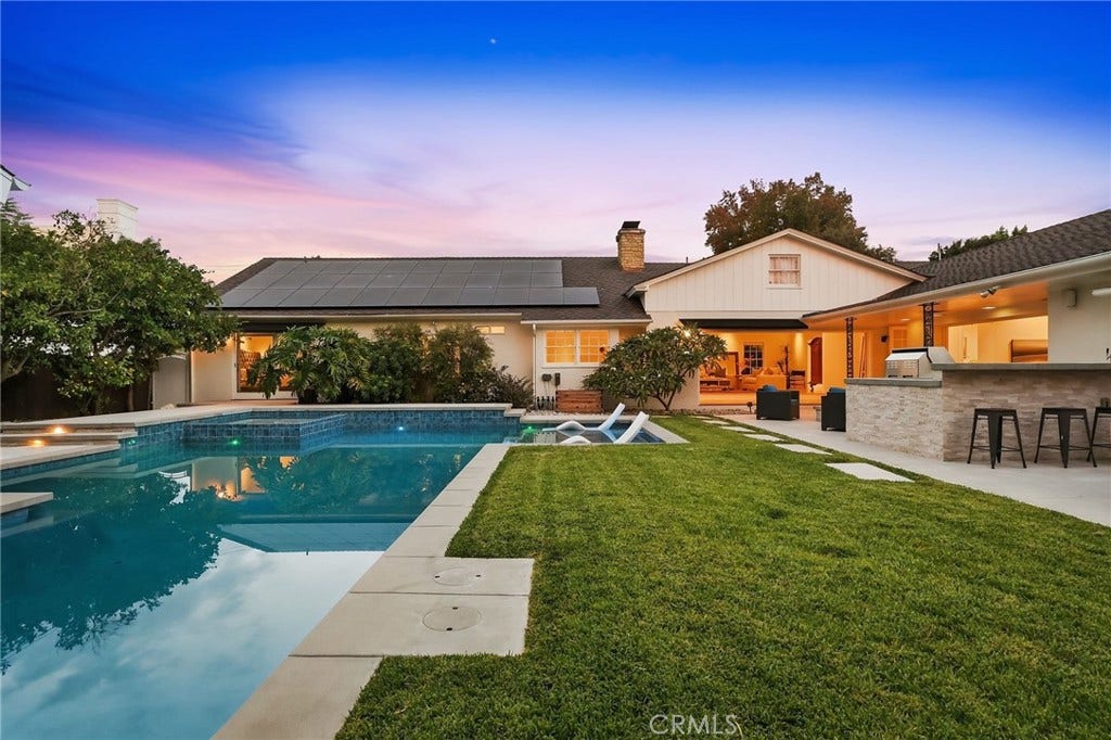 4455 California Avenue, Long Beach, CA 90807 4455 California Avenue, Long Beach, CA 90807