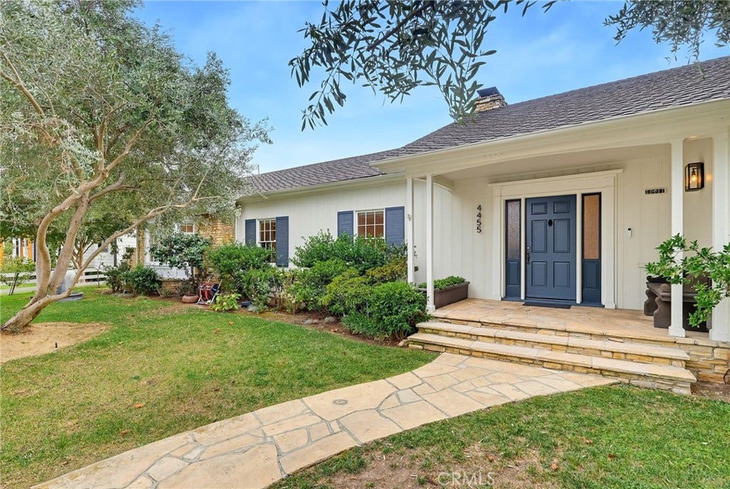 4455 California Avenue, Long Beach, CA 90807 4455 California Avenue, Long Beach, CA 90807