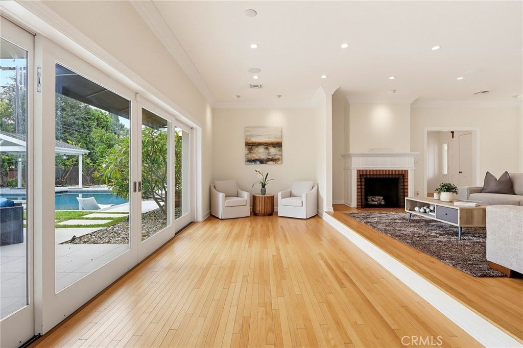 4455 California Avenue, Long Beach, CA 90807 4455 California Avenue, Long Beach, CA 90807