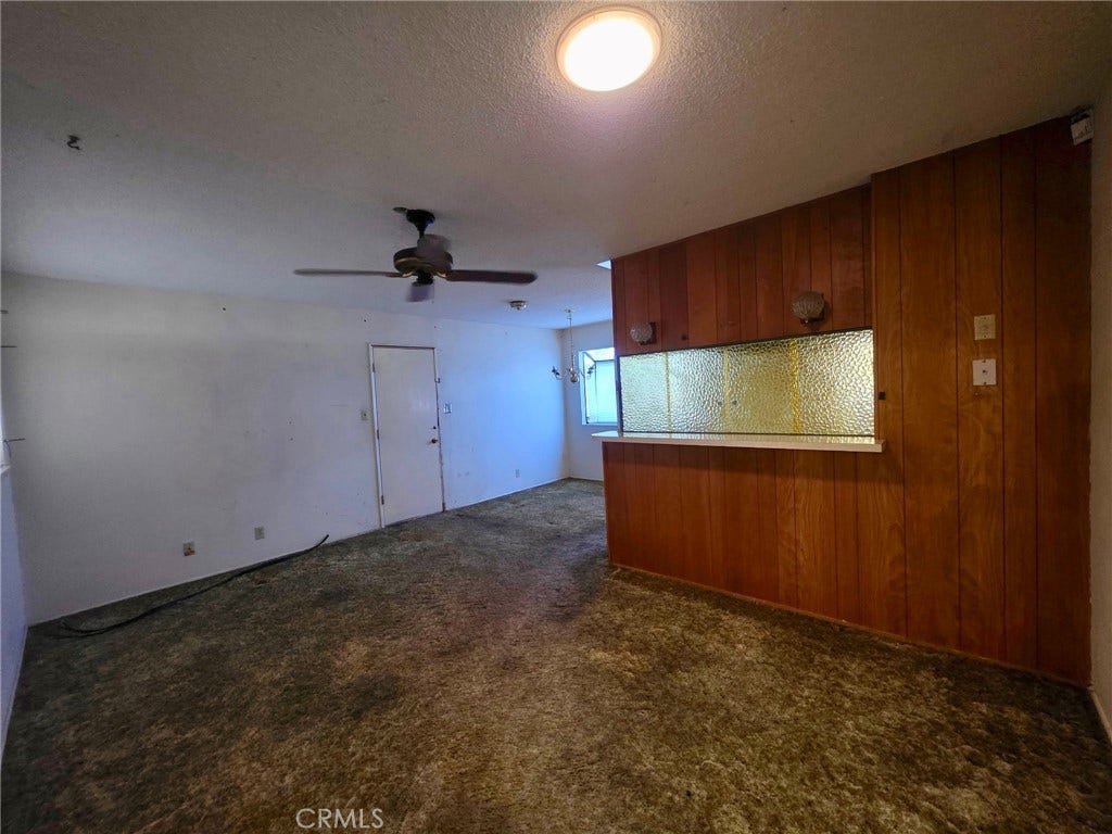 992 W Hoffer, Banning, CA 92220 992 W Hoffer, Banning, CA 92220