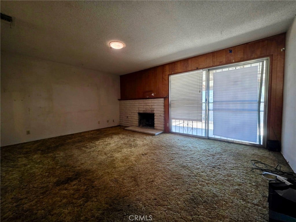 992 W Hoffer, Banning, CA 92220 992 W Hoffer, Banning, CA 92220
