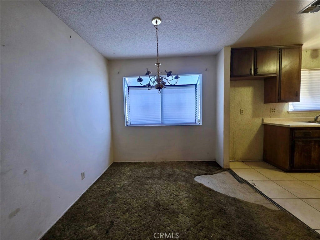 992 W Hoffer, Banning, CA 92220 992 W Hoffer, Banning, CA 92220
