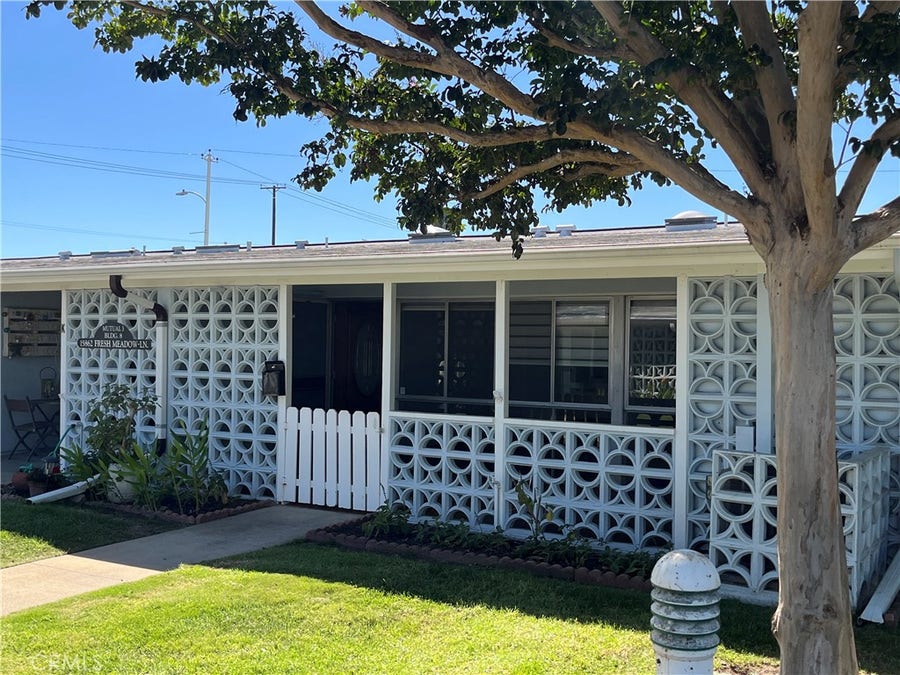 Property photo for 13862 Fresh Meadow Lane, M3-8J, Seal Beach, CA