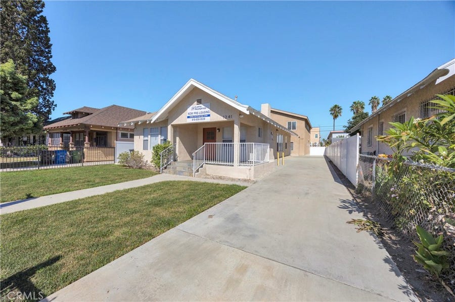Property photo for 1241 W 37th Drive, Los Angeles, CA