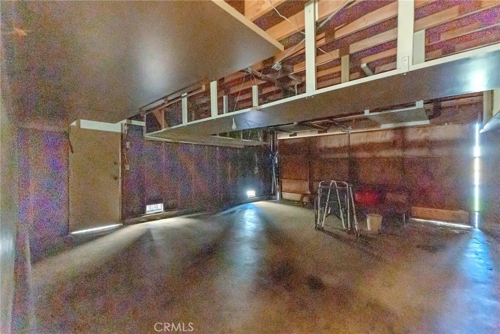 2 car garage