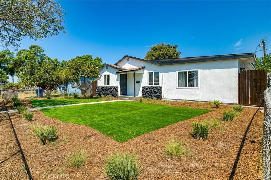 Property photo for 311 E Cummings, Long Beach, CA