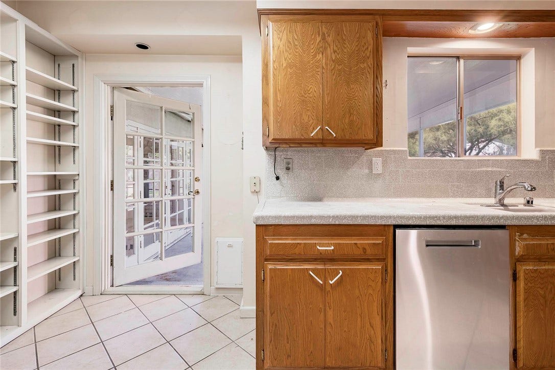 2245 Mcnab, Long Beach, CA 90815