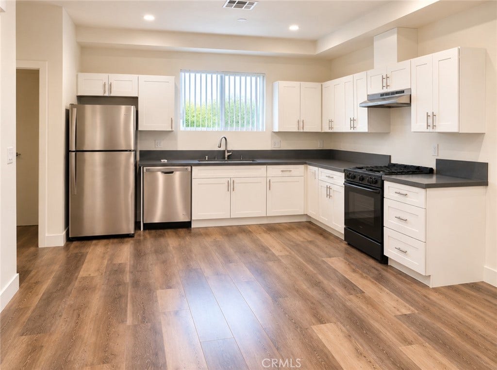 3996 La Salle Avenue, Los Angeles, CA 90062 3996 La Salle Avenue, Los Angeles, CA 90062