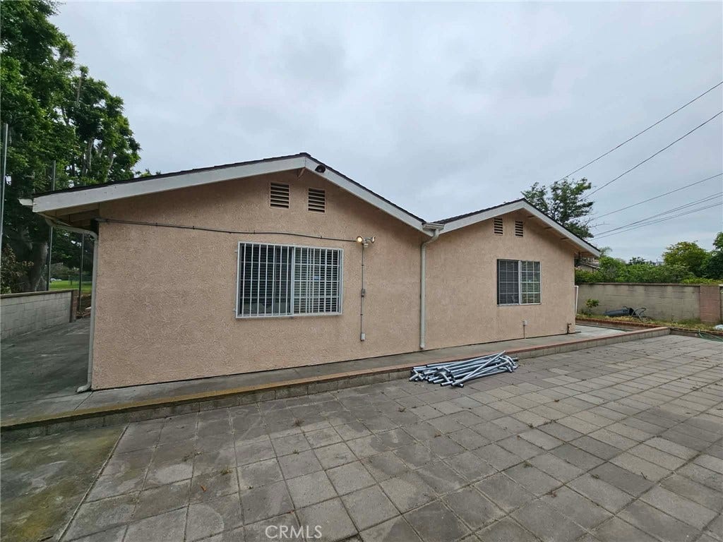 502 N Hampton St, Anaheim, CA 92801 502 N Hampton St, Anaheim, CA 92801