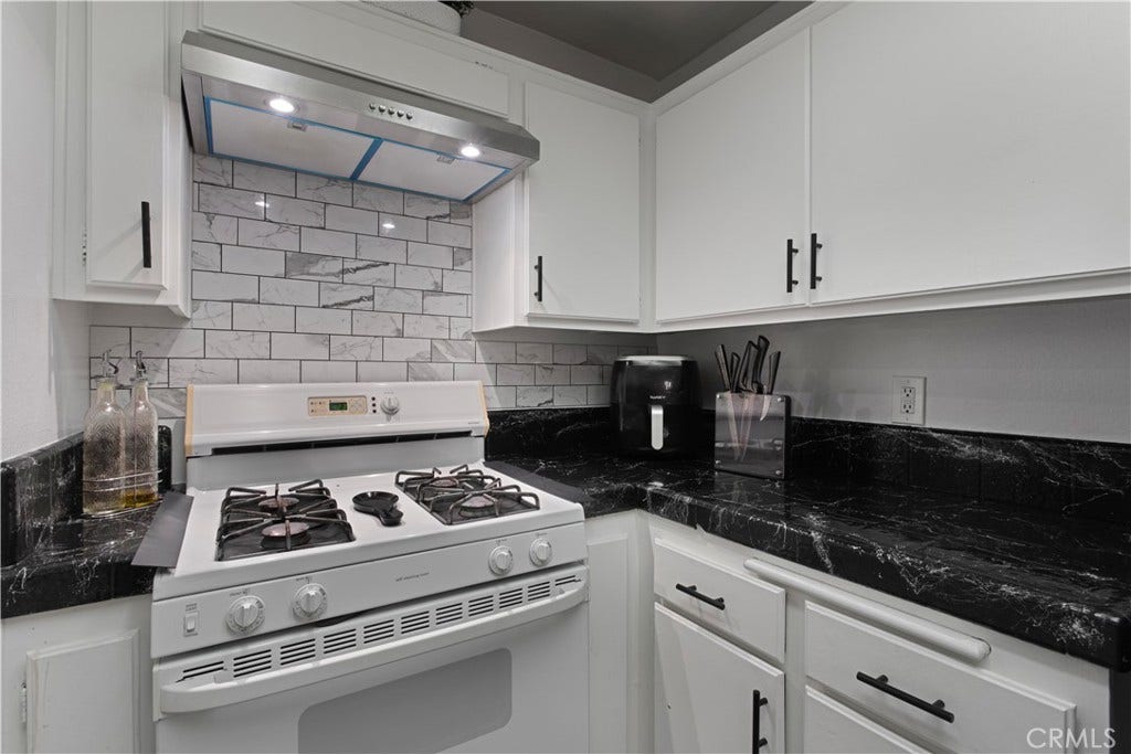 12655 Glendale Circle, #E, Stanton, CA 90680 12655 Glendale Circle, #E, Stanton, CA 90680