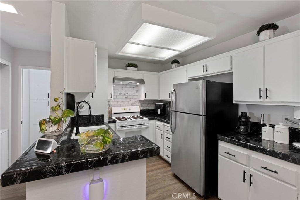 12655 Glendale Circle, #E, Stanton, CA 90680 12655 Glendale Circle, #E, Stanton, CA 90680