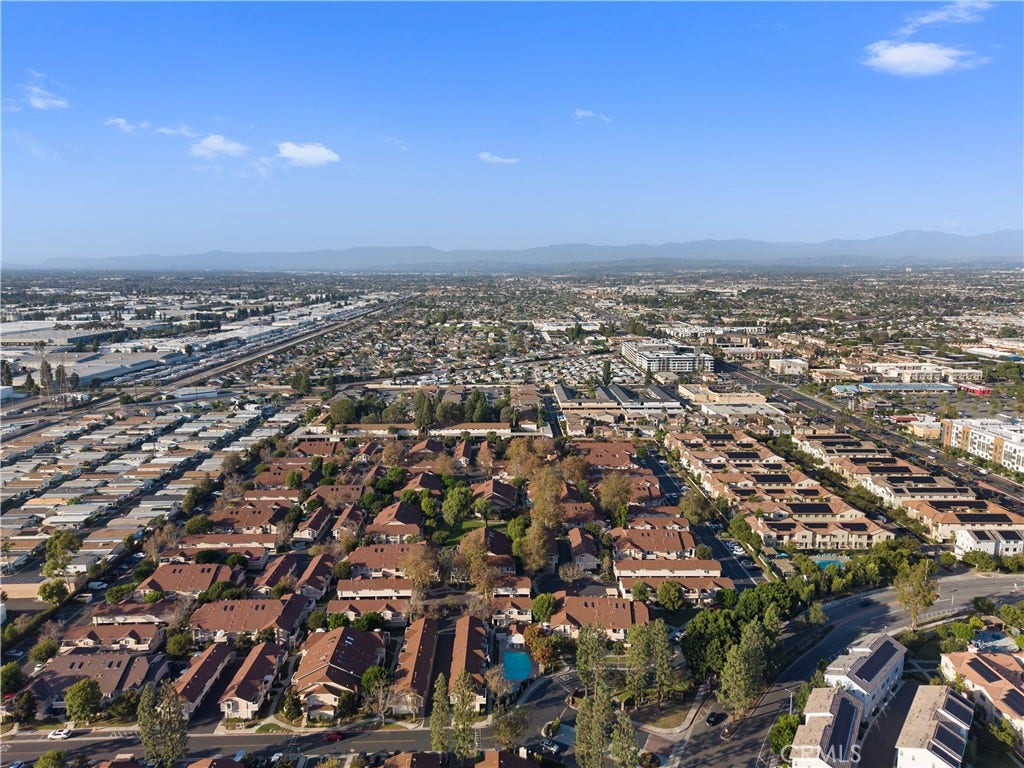 12655 Glendale Circle, #E, Stanton, CA 90680 12655 Glendale Circle, #E, Stanton, CA 90680