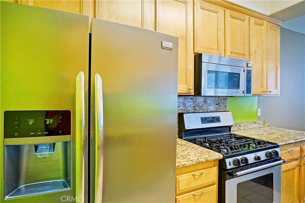 10623 Moorpark, North Hollywood, CA 91602 10623 Moorpark, North Hollywood, CA 91602