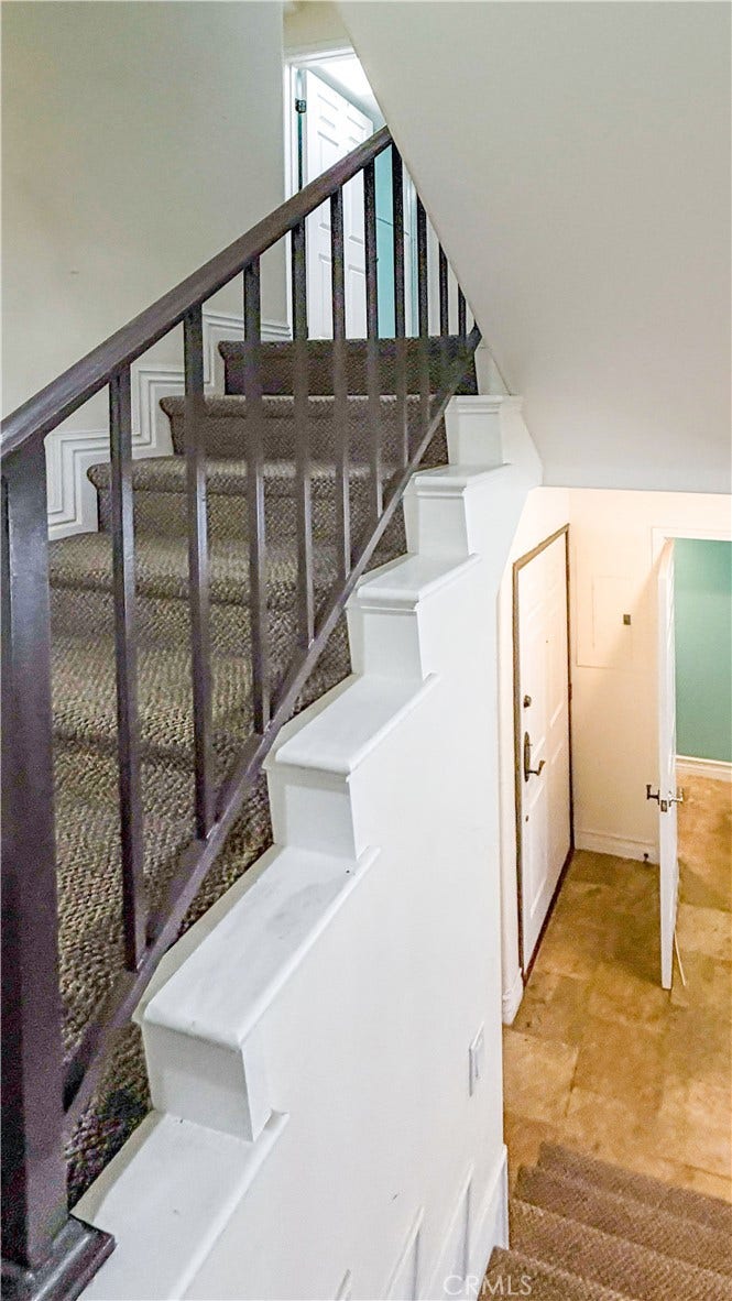 10623 Moorpark, North Hollywood, CA 91602 10623 Moorpark, North Hollywood, CA 91602
