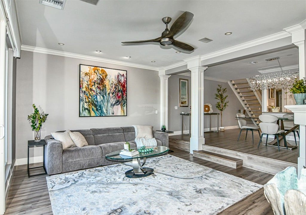 16125 Saint Croix Circle, Huntington Beach, CA 92649