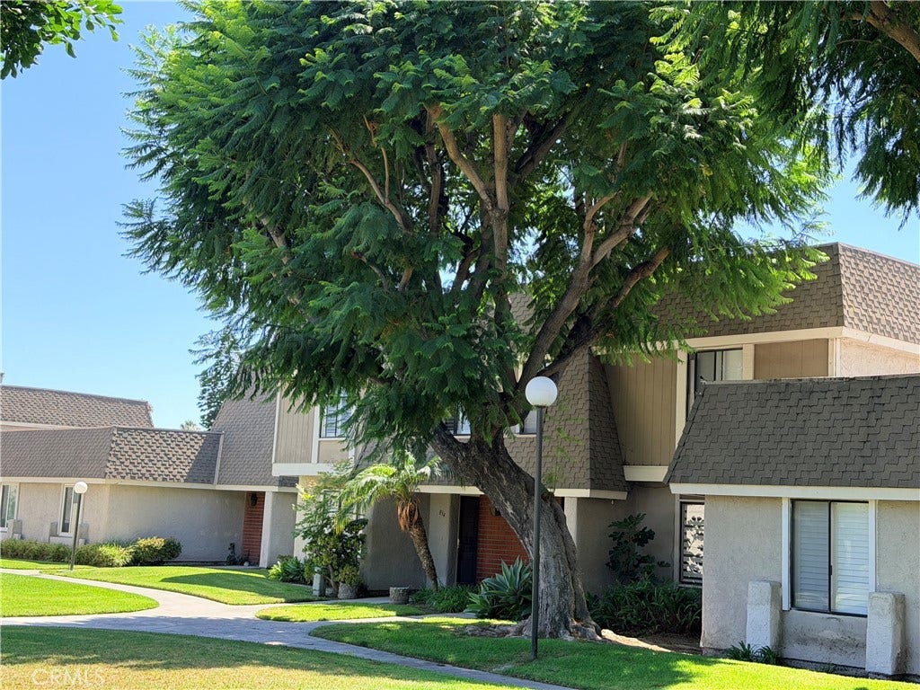 834 S Cornwall, Anaheim, CA 92804