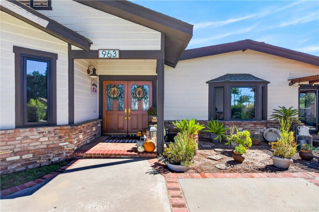 963 Bryant, Calimesa, CA 92320 Front door