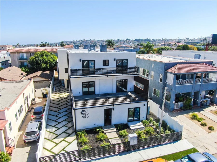 Property photo for 663 w.11th St, #1/2, San Pedro, CA