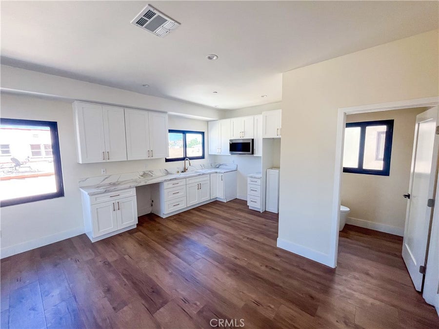 Property photo for 661 W.11th St, San Pedro, CA